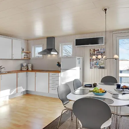 Hébergement de vacances 3 Bedroom Gorgeous In