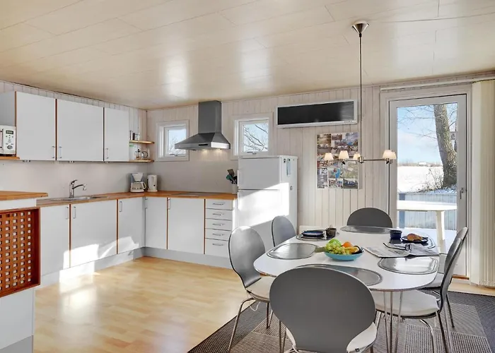 Ferienhaus 3 Bedroom Gorgeous In